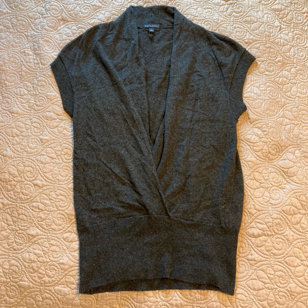 Banana Republic tunic sweater vest cashmere large